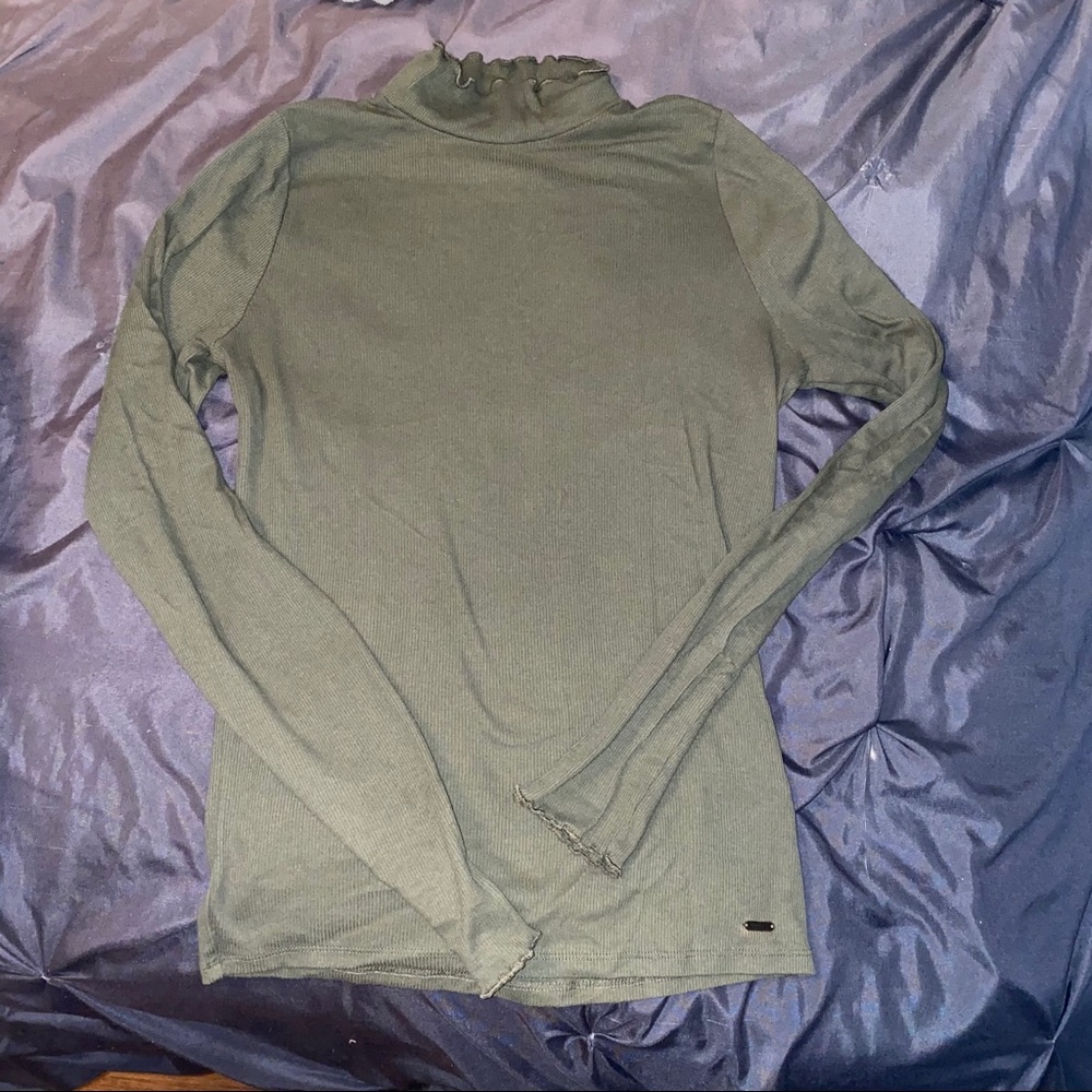 Hollister mock neck top
